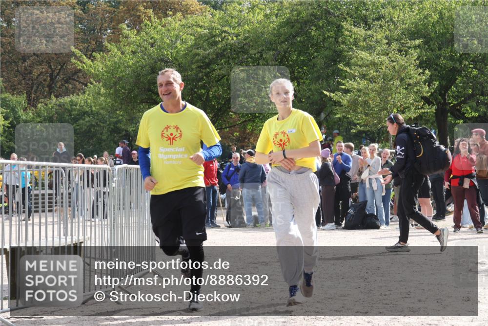 14.09.2025 - Stadtparktriathlon Strokosch-Dieckow http://msf.ph/oto/8886392 14.09.2025 11:19:50 Ziel 562 meine-sportfotos.de