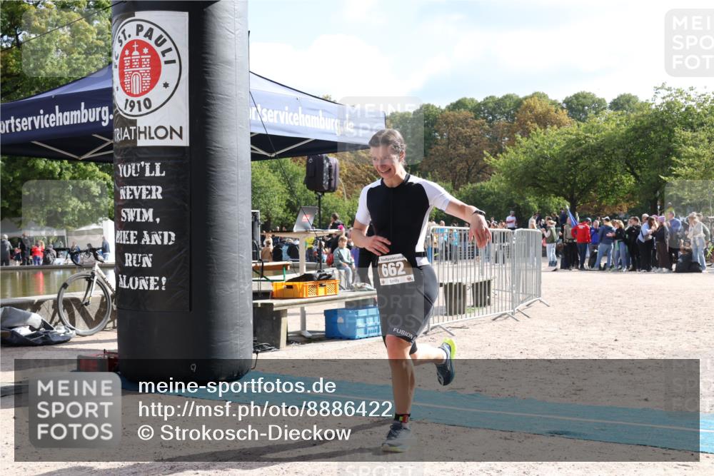 14.09.2025 - Stadtparktriathlon Strokosch-Dieckow http://msf.ph/oto/8886422 14.09.2025 11:20:03 Ziel 662 meine-sportfotos.de