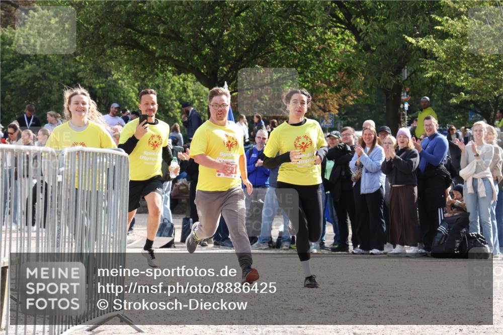 14.09.2025 - Stadtparktriathlon Strokosch-Dieckow http://msf.ph/oto/8886425 14.09.2025 11:20:12 Ziel 605 meine-sportfotos.de