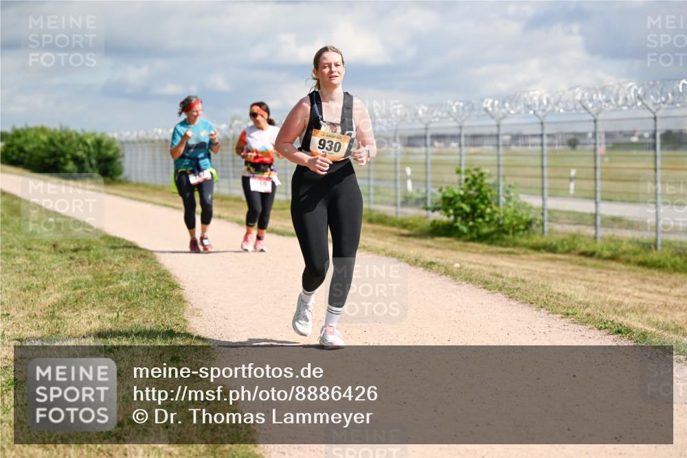 14.09.2025 - Airport Race Dr. Thomas Lammeyer http://msf.ph/oto/8886426 14.09.2025 12:46:10 Laufen 930 meine-sportfotos.de
