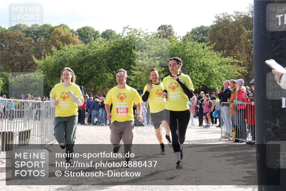 14.09.2025 - Stadtparktriathlon Strokosch-Dieckow http://msf.ph/oto/8886437 14.09.2025 11:20:15 Ziel 605 meine-sportfotos.de