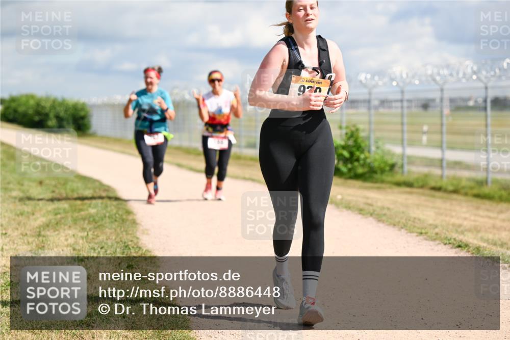 14.09.2025 - Airport Race Dr. Thomas Lammeyer http://msf.ph/oto/8886448 14.09.2025 12:46:12 Laufen 920 meine-sportfotos.de