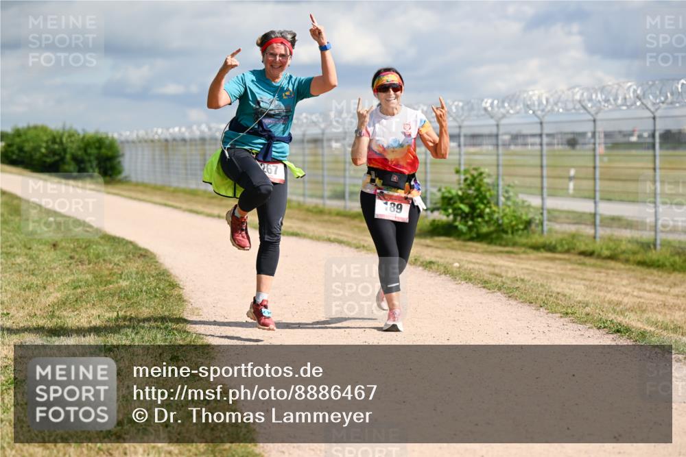14.09.2025 - Airport Race Dr. Thomas Lammeyer http://msf.ph/oto/8886467 14.09.2025 12:46:14 Laufen 267, 189 meine-sportfotos.de