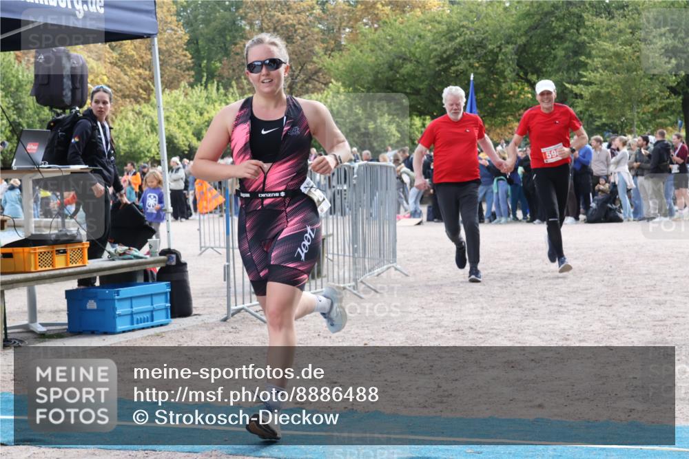 14.09.2025 - Stadtparktriathlon Strokosch-Dieckow http://msf.ph/oto/8886488 14.09.2025 11:21:16 Ziel 515, 598 meine-sportfotos.de