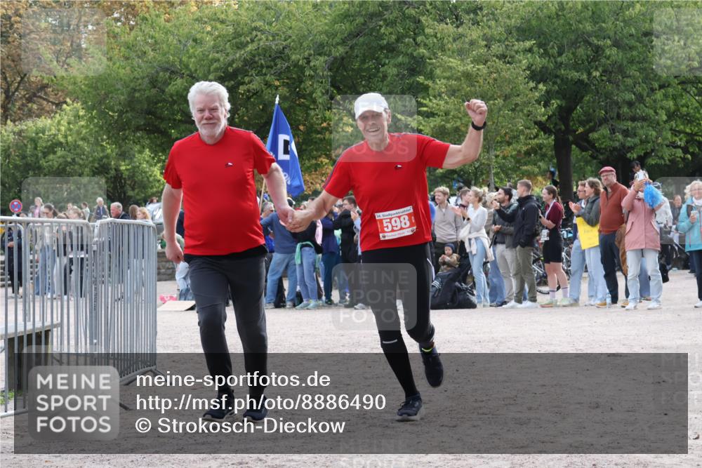 14.09.2025 - Stadtparktriathlon Strokosch-Dieckow http://msf.ph/oto/8886490 14.09.2025 11:21:17 Ziel 515, 598 meine-sportfotos.de