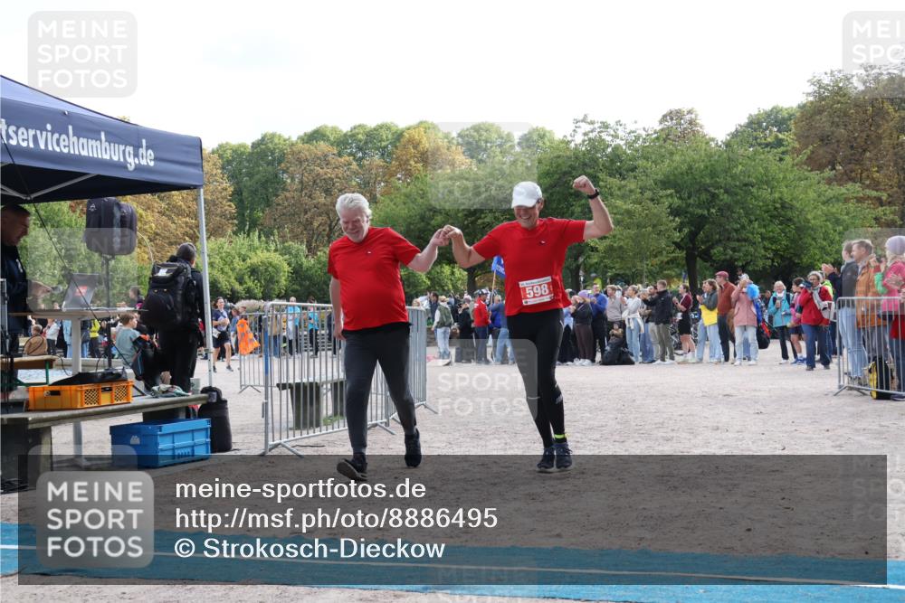 14.09.2025 - Stadtparktriathlon Strokosch-Dieckow http://msf.ph/oto/8886495 14.09.2025 11:21:18 Ziel 515, 598 meine-sportfotos.de