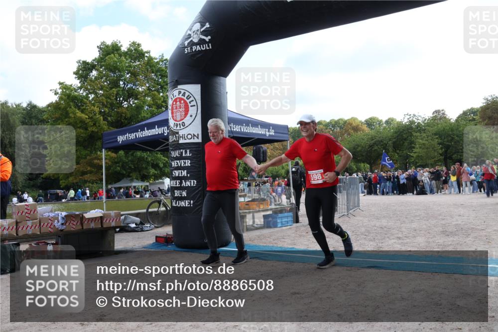 14.09.2025 - Stadtparktriathlon Strokosch-Dieckow http://msf.ph/oto/8886508 14.09.2025 11:21:19 Ziel 513, 515, 598 meine-sportfotos.de