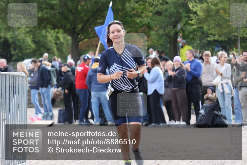 14.09.2025 - Stadtparktriathlon Strokosch-Dieckow http://msf.ph/oto/8886510 14.09.2025 11:21:24 Ziel 513, 598 meine-sportfotos.de