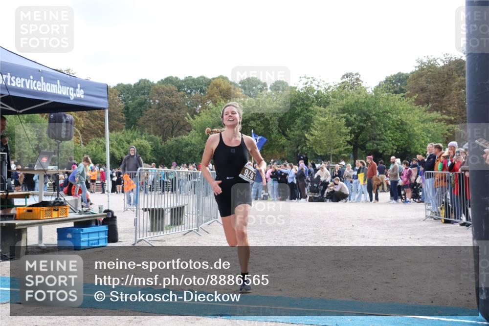 14.09.2025 - Stadtparktriathlon Strokosch-Dieckow http://msf.ph/oto/8886565 14.09.2025 11:22:42 Ziel 676 meine-sportfotos.de