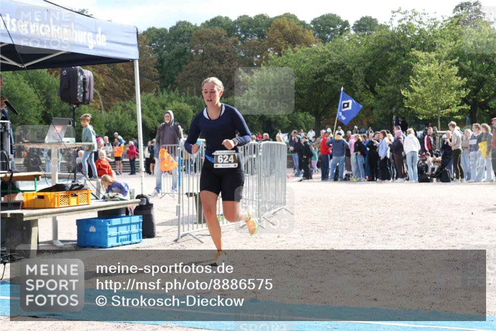 14.09.2025 - Stadtparktriathlon Strokosch-Dieckow http://msf.ph/oto/8886575 14.09.2025 11:22:50 Ziel 624 meine-sportfotos.de