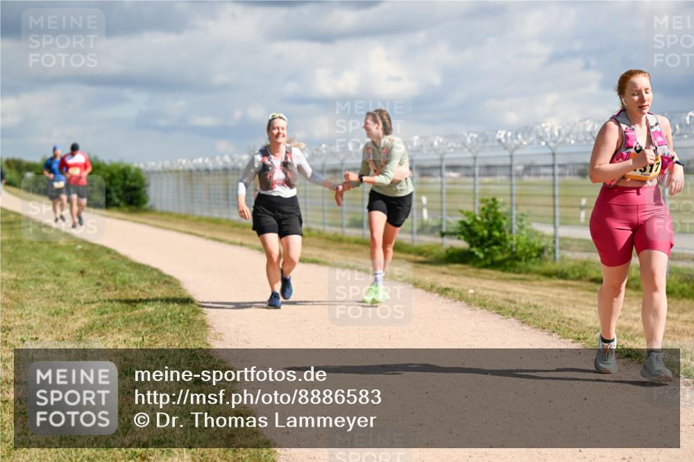 14.09.2025 - Airport Race Dr. Thomas Lammeyer http://msf.ph/oto/8886583 14.09.2025 12:47:03 Laufen  meine-sportfotos.de