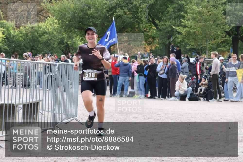 14.09.2025 - Stadtparktriathlon Strokosch-Dieckow http://msf.ph/oto/8886584 14.09.2025 11:23:00 Ziel 518 meine-sportfotos.de