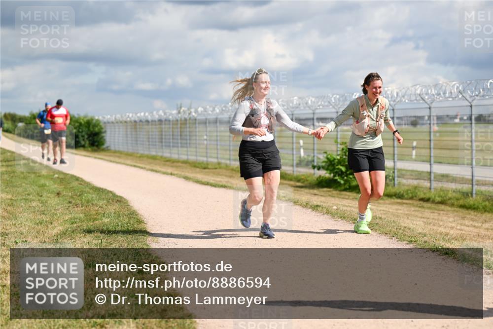 14.09.2025 - Airport Race Dr. Thomas Lammeyer http://msf.ph/oto/8886594 14.09.2025 12:47:04 Laufen  meine-sportfotos.de