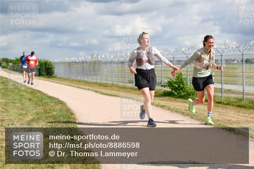 14.09.2025 - Airport Race Dr. Thomas Lammeyer http://msf.ph/oto/8886598 14.09.2025 12:47:05 Laufen  meine-sportfotos.de