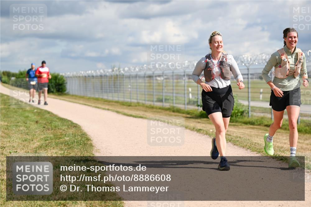 14.09.2025 - Airport Race Dr. Thomas Lammeyer http://msf.ph/oto/8886608 14.09.2025 12:47:05 Laufen  meine-sportfotos.de