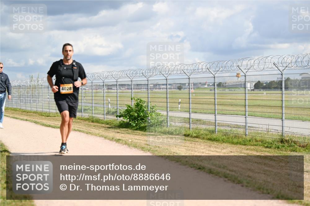 14.09.2025 - Airport Race Dr. Thomas Lammeyer http://msf.ph/oto/8886646 14.09.2025 12:47:50 Laufen 4028 meine-sportfotos.de
