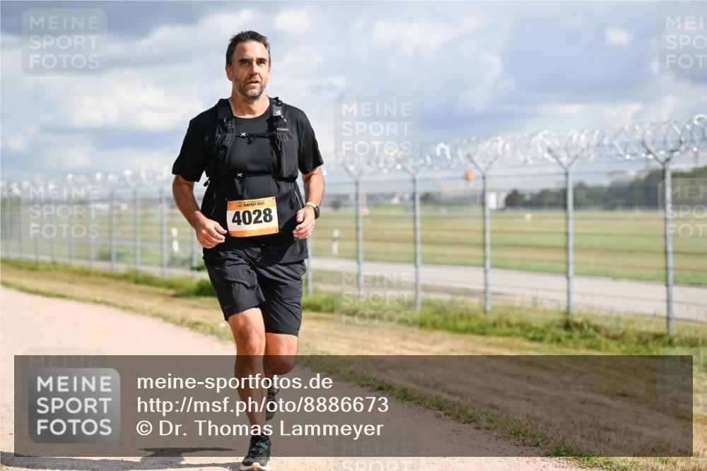14.09.2025 - Airport Race Dr. Thomas Lammeyer http://msf.ph/oto/8886673 14.09.2025 12:47:52 Laufen 4028 meine-sportfotos.de