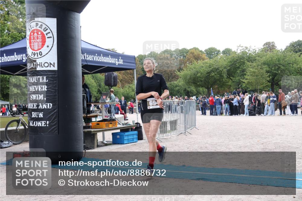 14.09.2025 - Stadtparktriathlon Strokosch-Dieckow http://msf.ph/oto/8886732 14.09.2025 11:26:38 Ziel 694 meine-sportfotos.de
