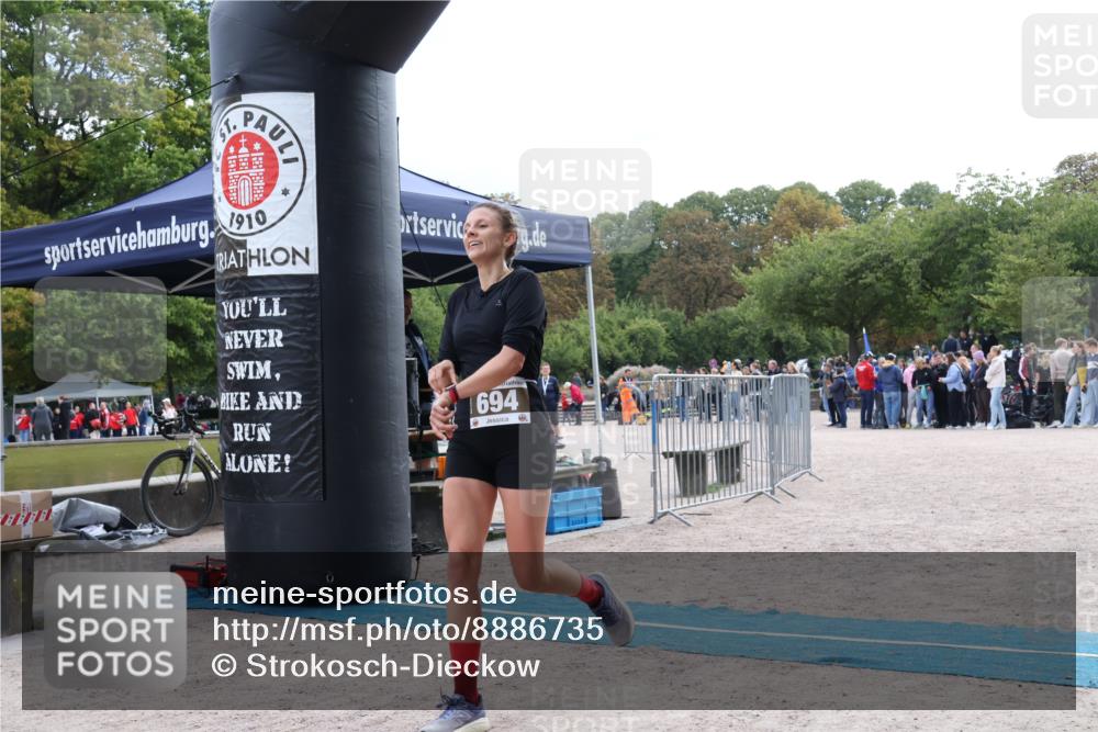 14.09.2025 - Stadtparktriathlon Strokosch-Dieckow http://msf.ph/oto/8886735 14.09.2025 11:26:39 Ziel 694 meine-sportfotos.de
