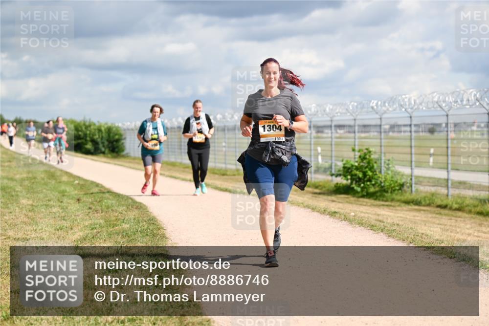 14.09.2025 - Airport Race Dr. Thomas Lammeyer http://msf.ph/oto/8886746 14.09.2025 12:48:10 Laufen 1304, 1304 meine-sportfotos.de