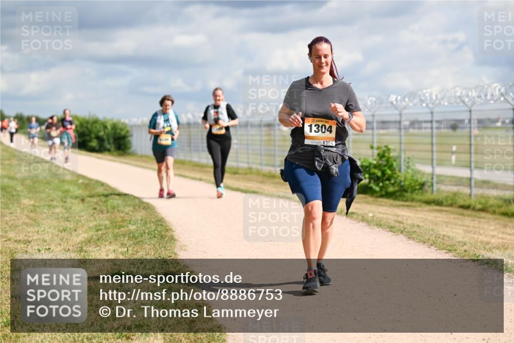 14.09.2025 - Airport Race Dr. Thomas Lammeyer http://msf.ph/oto/8886753 14.09.2025 12:48:11 Laufen 1304, 1304 meine-sportfotos.de