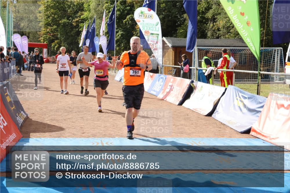 14.09.2025 - Airport Race Strokosch-Dieckow http://msf.ph/oto/8886785 14.09.2025 12:53:32 Ziel 40, 547, 634, 680, 761, 857, 1254, 1261 meine-sportfotos.de