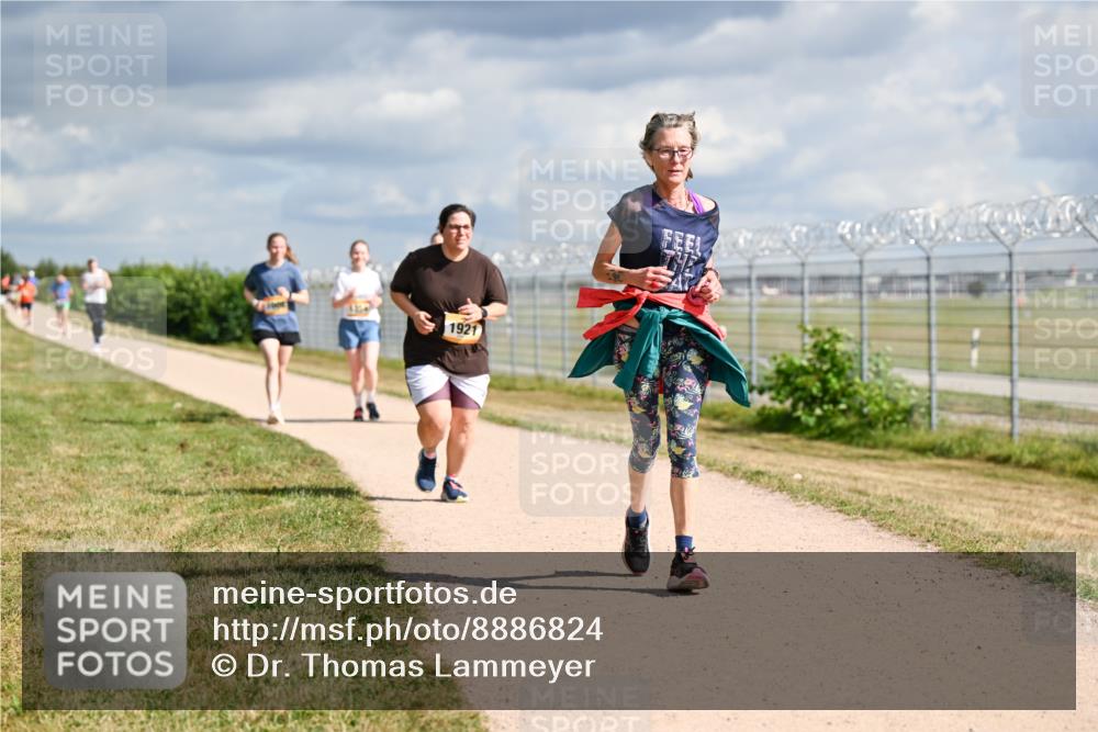 14.09.2025 - Airport Race Dr. Thomas Lammeyer http://msf.ph/oto/8886824 14.09.2025 12:48:25 Laufen 1921 meine-sportfotos.de