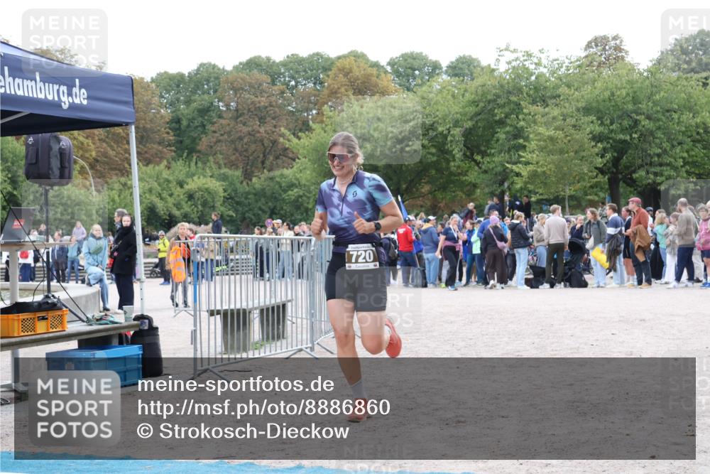 14.09.2025 - Stadtparktriathlon Strokosch-Dieckow http://msf.ph/oto/8886860 14.09.2025 11:29:50 Ziel 720 meine-sportfotos.de