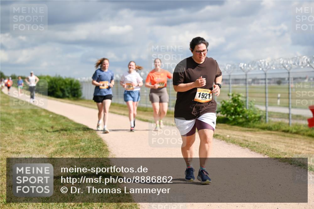 14.09.2025 - Airport Race Dr. Thomas Lammeyer http://msf.ph/oto/8886862 14.09.2025 12:48:28 Laufen 1921 meine-sportfotos.de