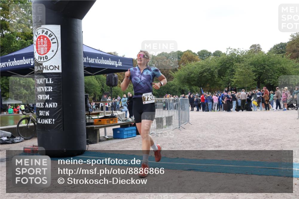 14.09.2025 - Stadtparktriathlon Strokosch-Dieckow http://msf.ph/oto/8886866 14.09.2025 11:29:51 Ziel 720 meine-sportfotos.de
