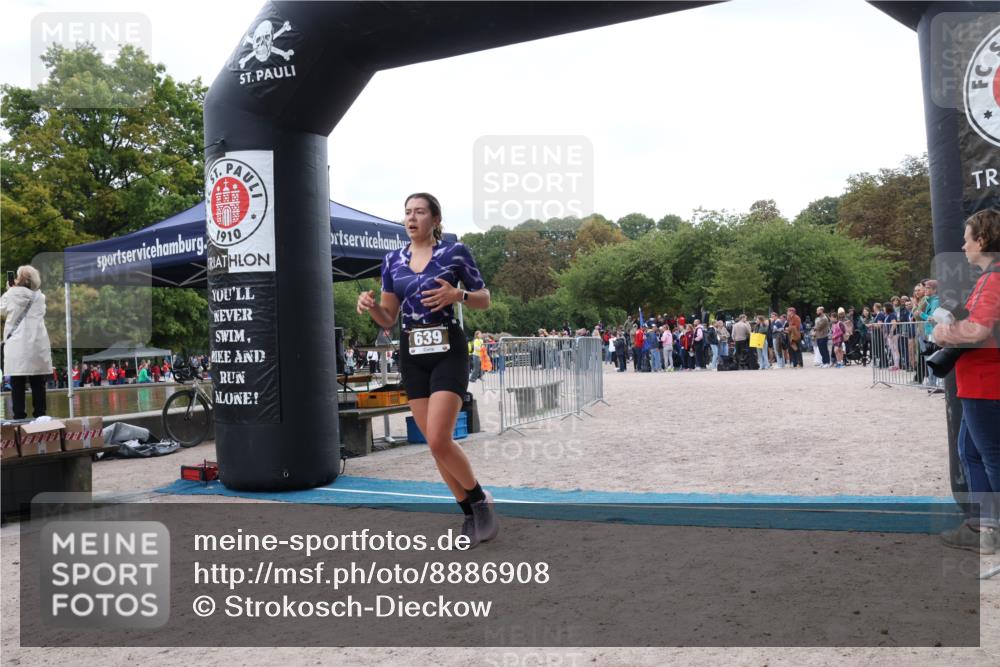 14.09.2025 - Stadtparktriathlon Strokosch-Dieckow http://msf.ph/oto/8886908 14.09.2025 11:30:38 Ziel 639 meine-sportfotos.de