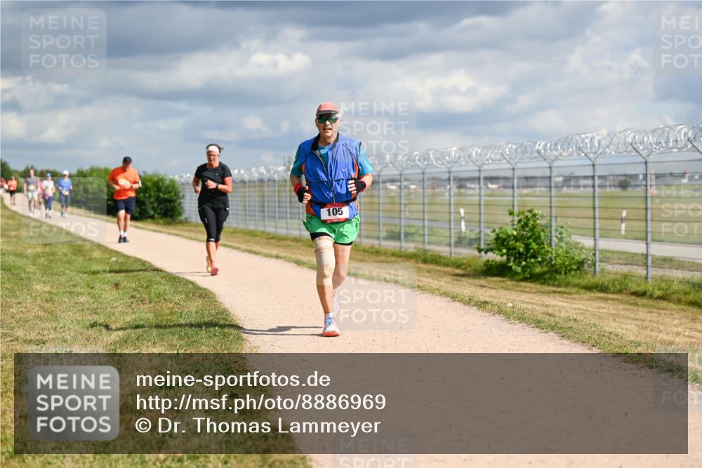 14.09.2025 - Airport Race Dr. Thomas Lammeyer http://msf.ph/oto/8886969 14.09.2025 12:48:54 Laufen 105 meine-sportfotos.de