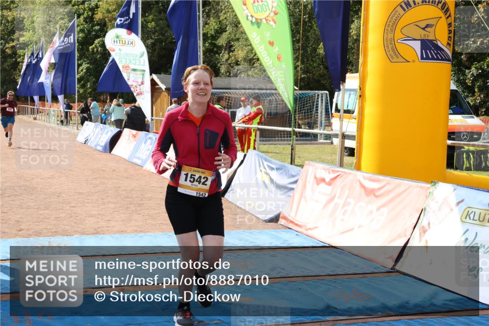 14.09.2025 - Airport Race Strokosch-Dieckow http://msf.ph/oto/8887010 14.09.2025 12:53:47 Ziel 697, 1542 meine-sportfotos.de