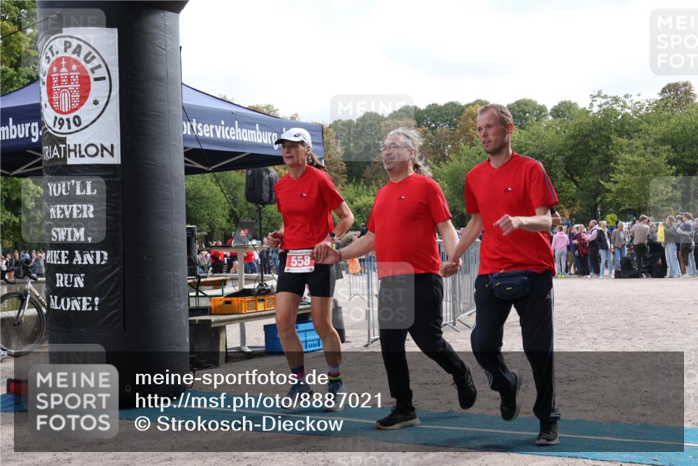 14.09.2025 - Stadtparktriathlon Strokosch-Dieckow http://msf.ph/oto/8887021 14.09.2025 11:32:37 Ziel 558, 817 meine-sportfotos.de