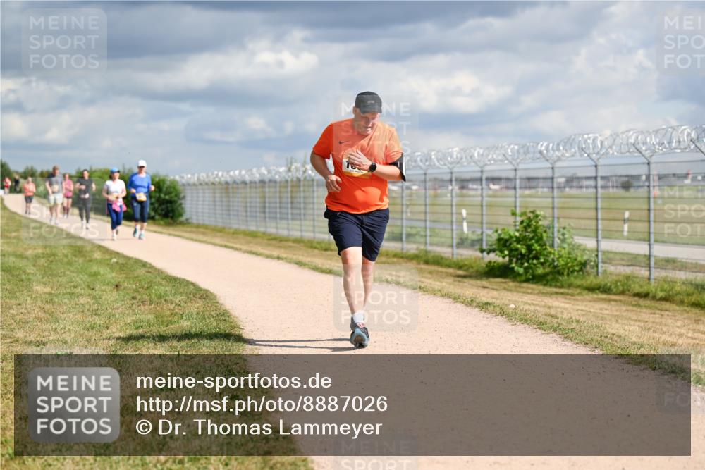 14.09.2025 - Airport Race Dr. Thomas Lammeyer http://msf.ph/oto/8887026 14.09.2025 12:49:05 Laufen  meine-sportfotos.de