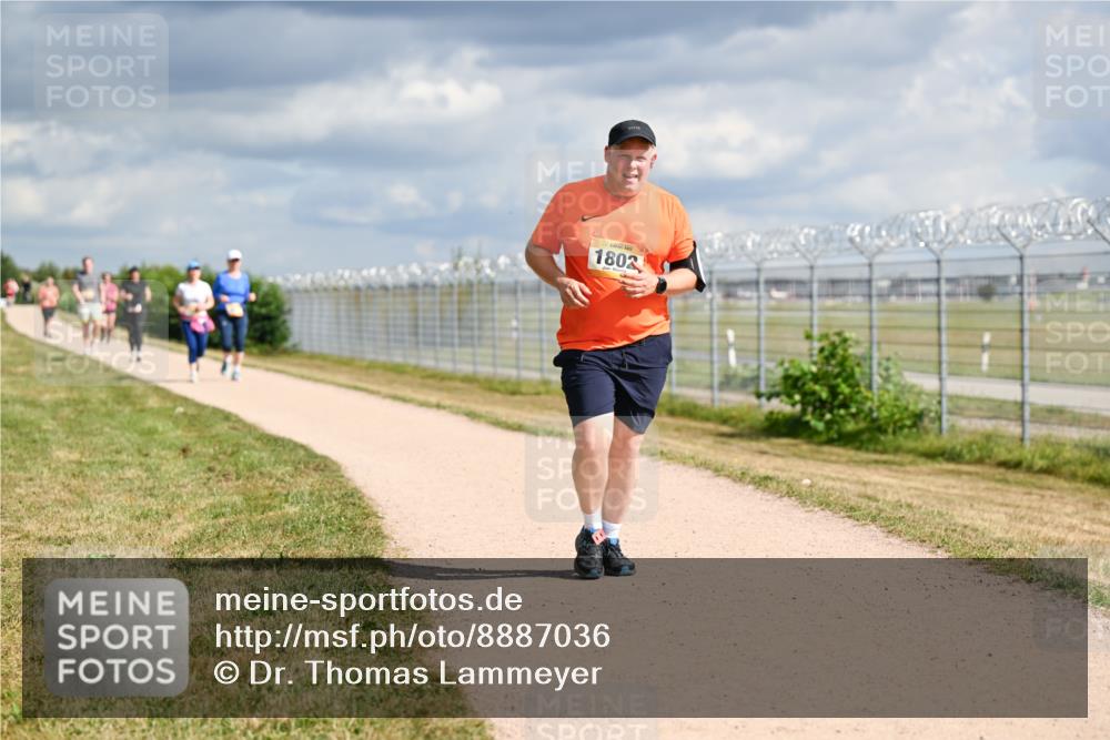 14.09.2025 - Airport Race Dr. Thomas Lammeyer http://msf.ph/oto/8887036 14.09.2025 12:49:06 Laufen 1802 meine-sportfotos.de