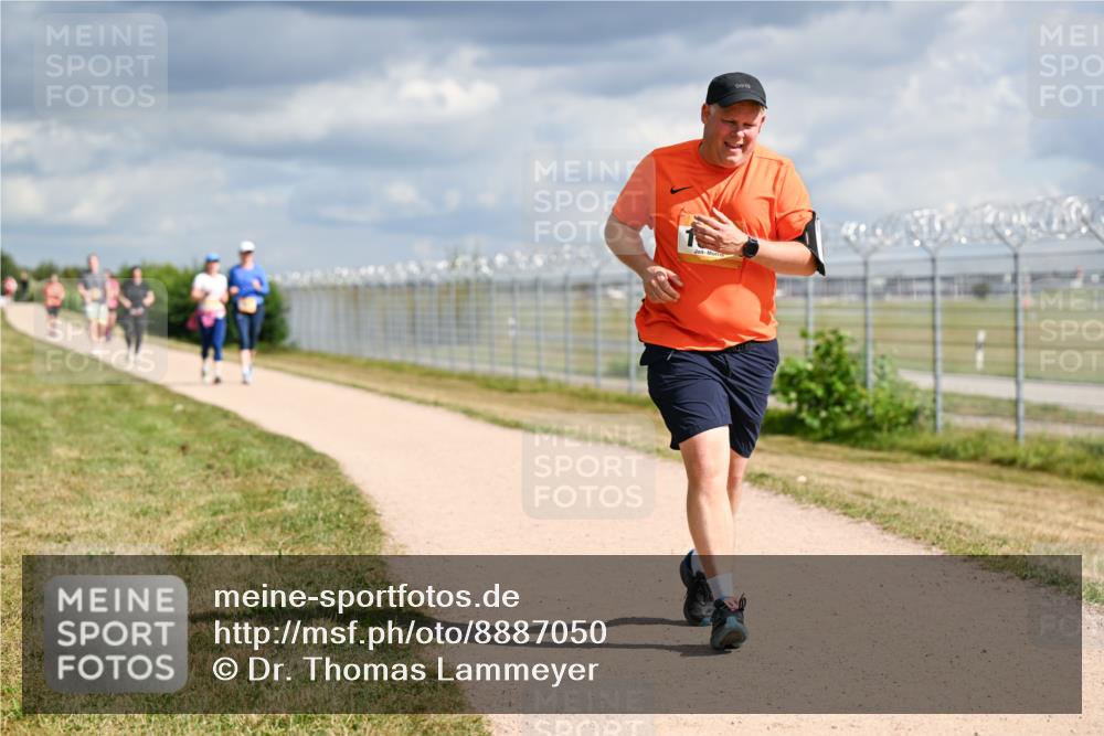 14.09.2025 - Airport Race Dr. Thomas Lammeyer http://msf.ph/oto/8887050 14.09.2025 12:49:07 Laufen  meine-sportfotos.de