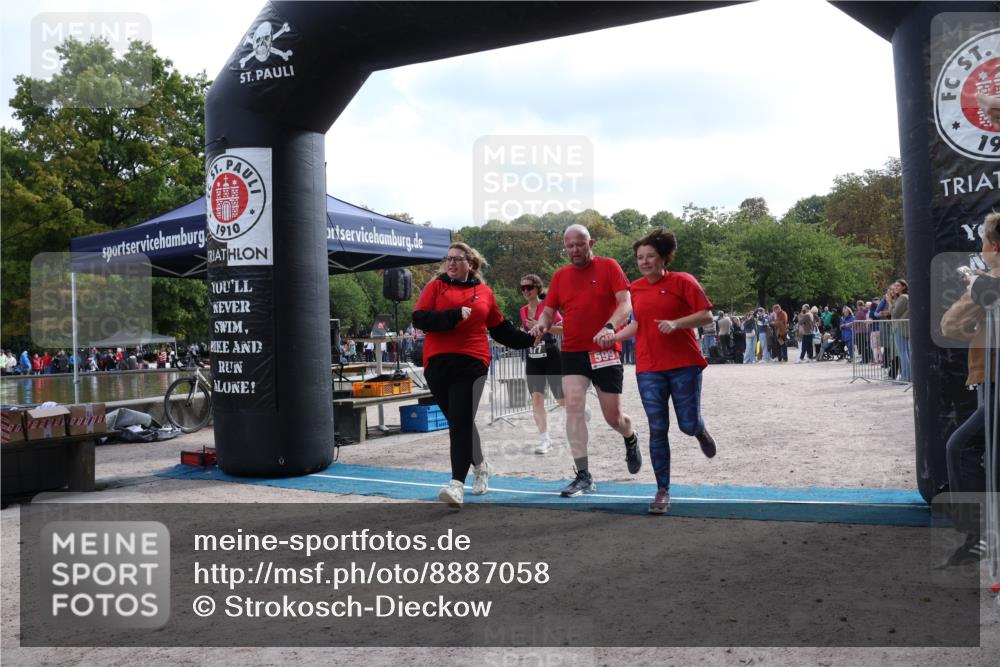 14.09.2025 - Stadtparktriathlon Strokosch-Dieckow http://msf.ph/oto/8887058 14.09.2025 11:32:46 Ziel 599, 677 meine-sportfotos.de