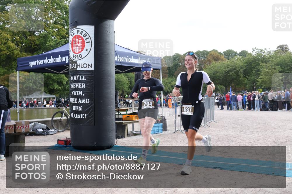14.09.2025 - Stadtparktriathlon Strokosch-Dieckow http://msf.ph/oto/8887127 14.09.2025 11:33:59 Ziel 687, 704 meine-sportfotos.de