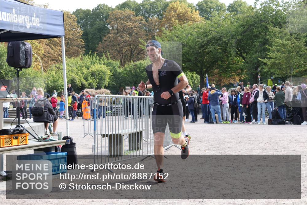 14.09.2025 - Stadtparktriathlon Strokosch-Dieckow http://msf.ph/oto/8887152 14.09.2025 11:34:27 Ziel 737, 782 meine-sportfotos.de