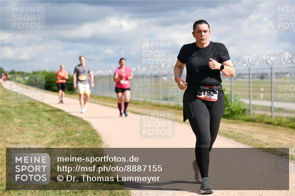 14.09.2025 - Airport Race Dr. Thomas Lammeyer http://msf.ph/oto/8887155 14.09.2025 12:49:26 Laufen 192 meine-sportfotos.de