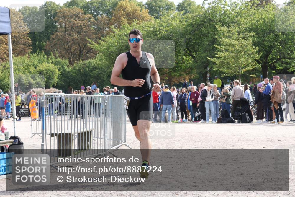 14.09.2025 - Stadtparktriathlon Strokosch-Dieckow http://msf.ph/oto/8887224 14.09.2025 11:35:07 Ziel 749 meine-sportfotos.de