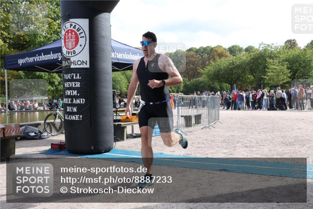 14.09.2025 - Stadtparktriathlon Strokosch-Dieckow http://msf.ph/oto/8887233 14.09.2025 11:35:09 Ziel 749 meine-sportfotos.de