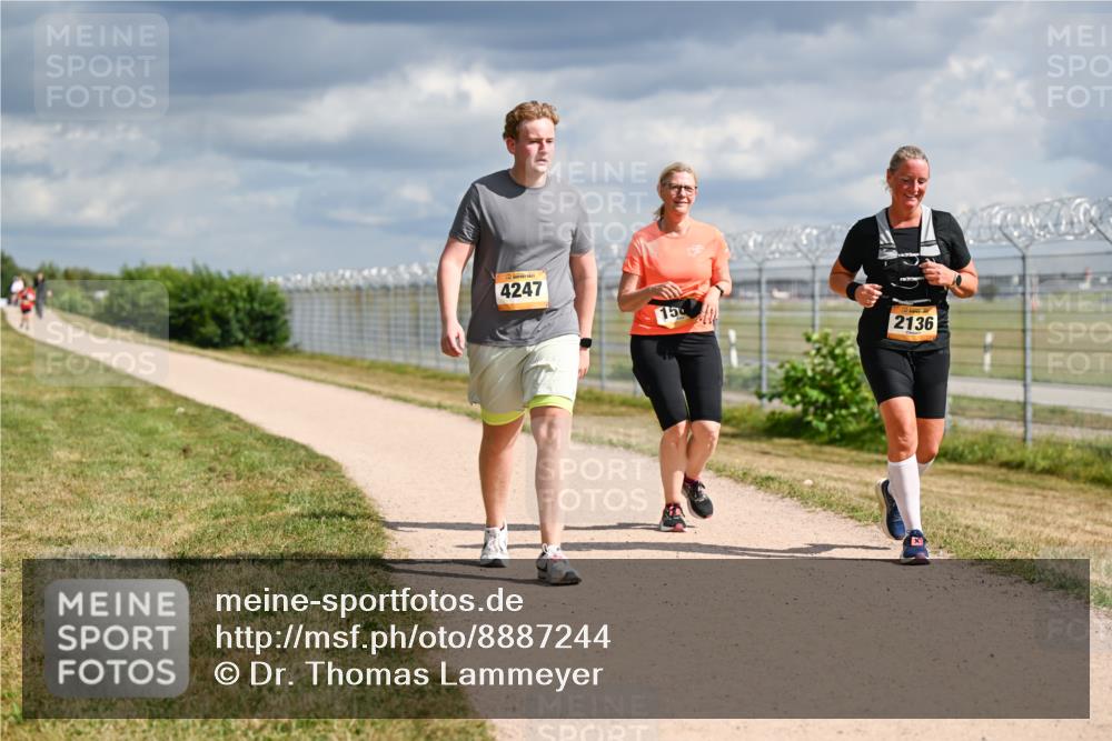 14.09.2025 - Airport Race Dr. Thomas Lammeyer http://msf.ph/oto/8887244 14.09.2025 12:49:35 Laufen 4247, 150, 2136 meine-sportfotos.de