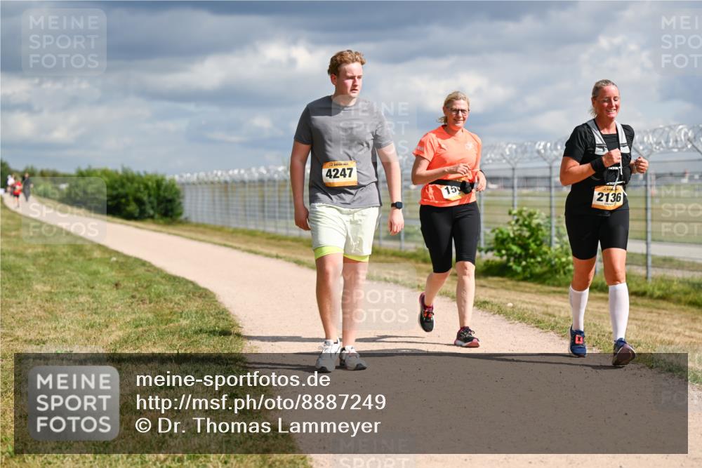 14.09.2025 - Airport Race Dr. Thomas Lammeyer http://msf.ph/oto/8887249 14.09.2025 12:49:35 Laufen 4247, 15, 2136 meine-sportfotos.de