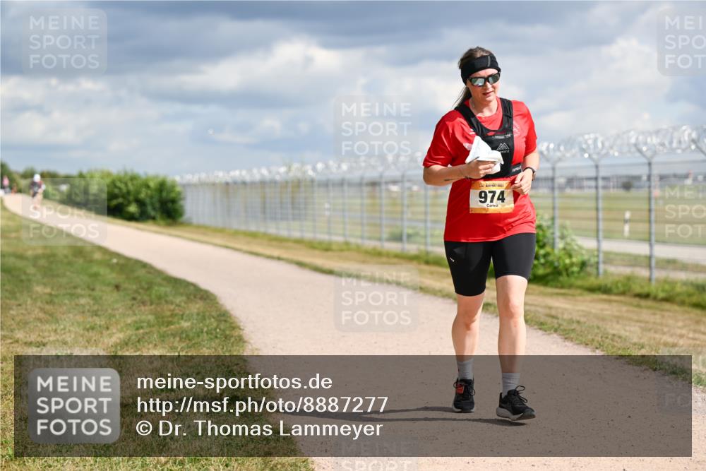 14.09.2025 - Airport Race Dr. Thomas Lammeyer http://msf.ph/oto/8887277 14.09.2025 12:50:12 Laufen 974 meine-sportfotos.de