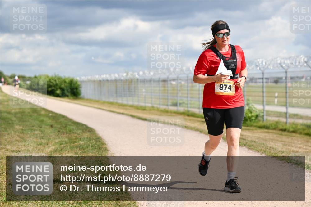 14.09.2025 - Airport Race Dr. Thomas Lammeyer http://msf.ph/oto/8887279 14.09.2025 12:50:12 Laufen 974 meine-sportfotos.de