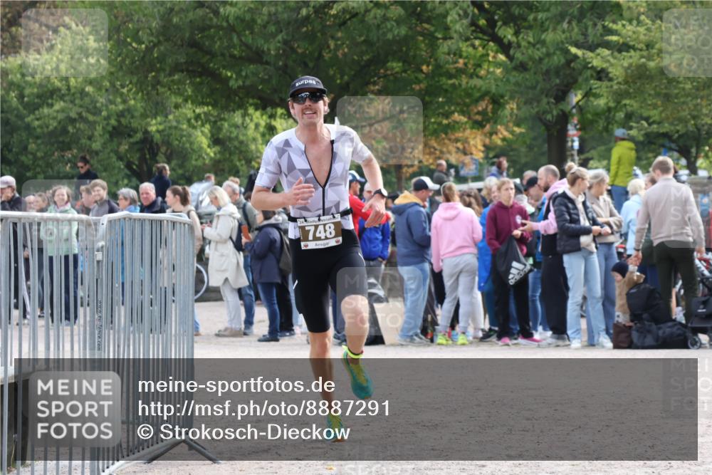 14.09.2025 - Stadtparktriathlon Strokosch-Dieckow http://msf.ph/oto/8887291 14.09.2025 11:35:44 Ziel 748 meine-sportfotos.de