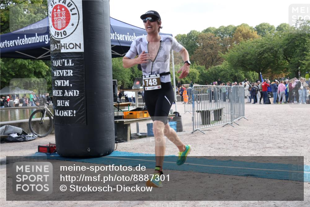 14.09.2025 - Stadtparktriathlon Strokosch-Dieckow http://msf.ph/oto/8887301 14.09.2025 11:35:46 Ziel 748 meine-sportfotos.de