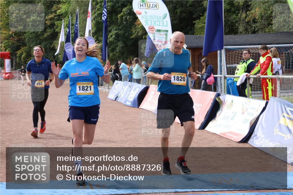 14.09.2025 - Airport Race Strokosch-Dieckow http://msf.ph/oto/8887326 14.09.2025 12:54:43 Ziel 482, 566, 619, 1820, 1821 meine-sportfotos.de